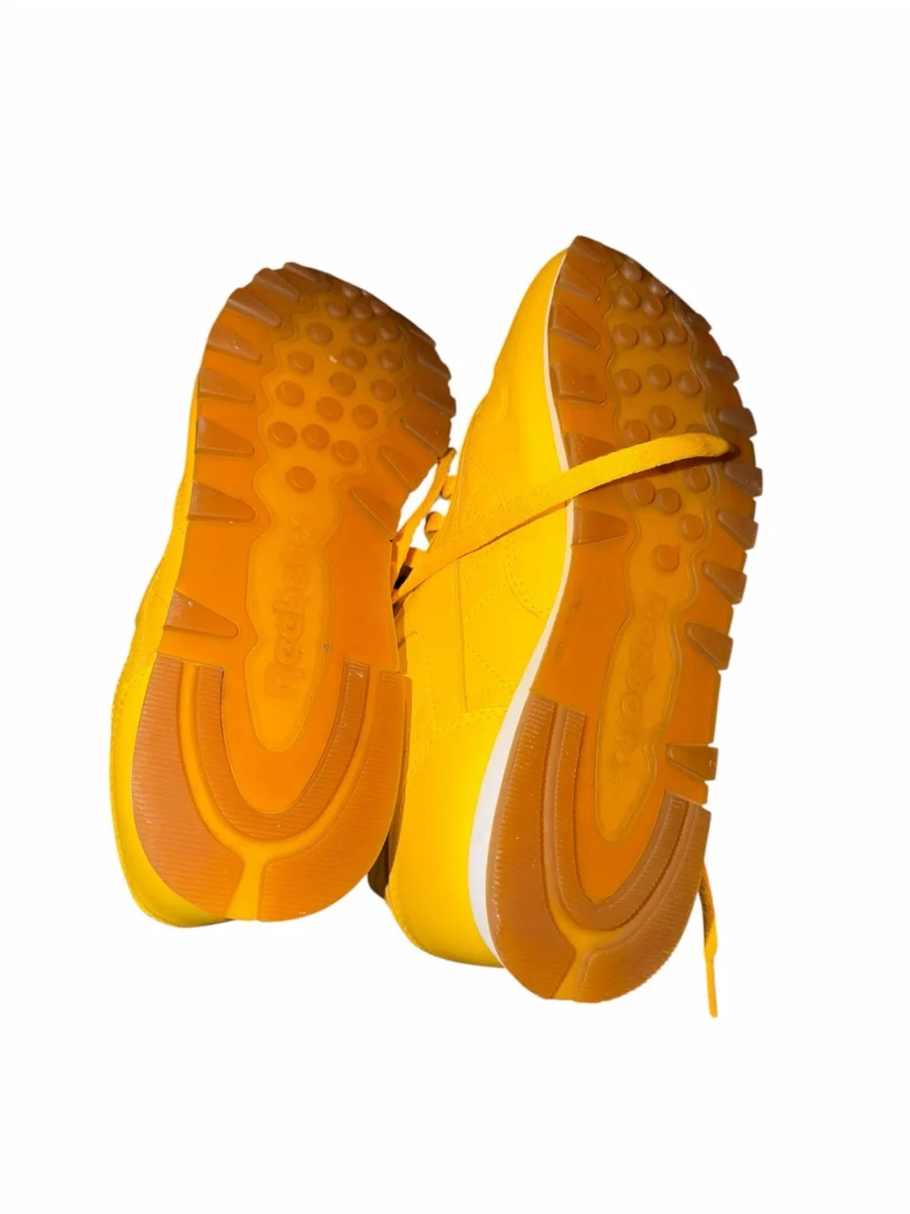 Reebok Classic Leather Yellow Sneakers Women’s Size 8.5